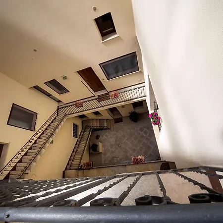 Casatrapani Guest house