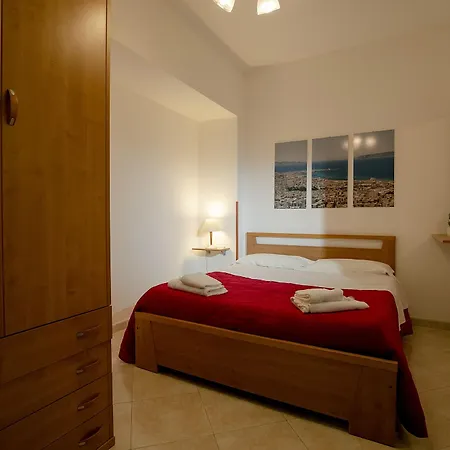Casatrapani Guest house
