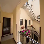 Casatrapani Vendégház 3*